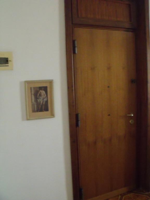 A Tre Passi Dal Centro Hotel Palermo Exterior photo